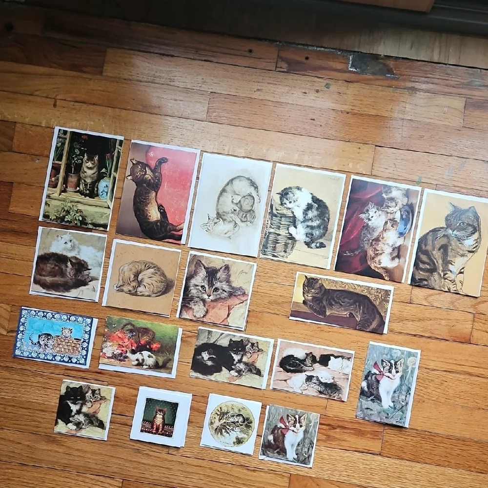 19 BLANK CHARMING CARDS OF CATS